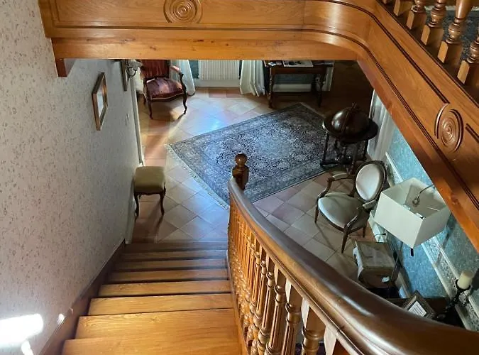 Alojamento de Acomodação e Pequeno-almoço Chateau Du Payre 3*