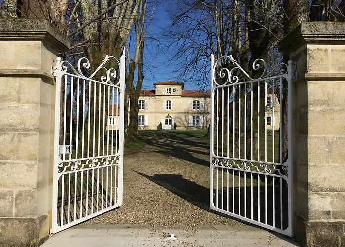 Chateau Du Payre 3* Cardan